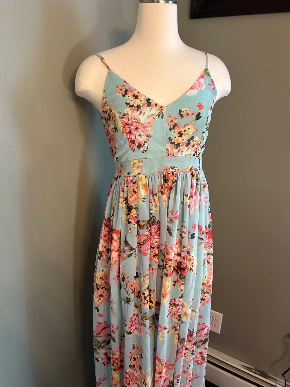Miss Avenue Light Blue Floral Spaghetti-Strap Maxi Dress